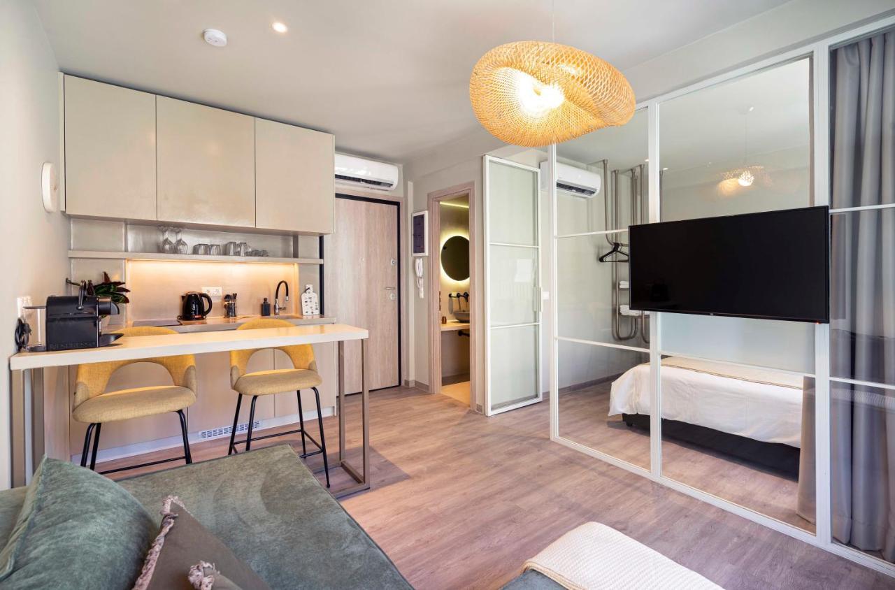 Yalarent Stunning Apartments At The Heart Of Athens Exterior photo