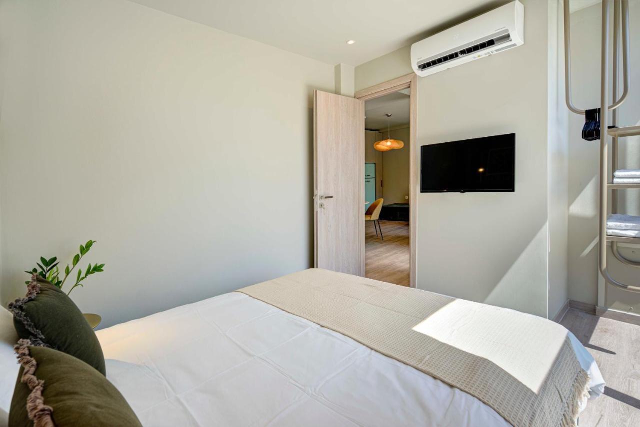Yalarent Stunning Apartments At The Heart Of Athens Exterior photo